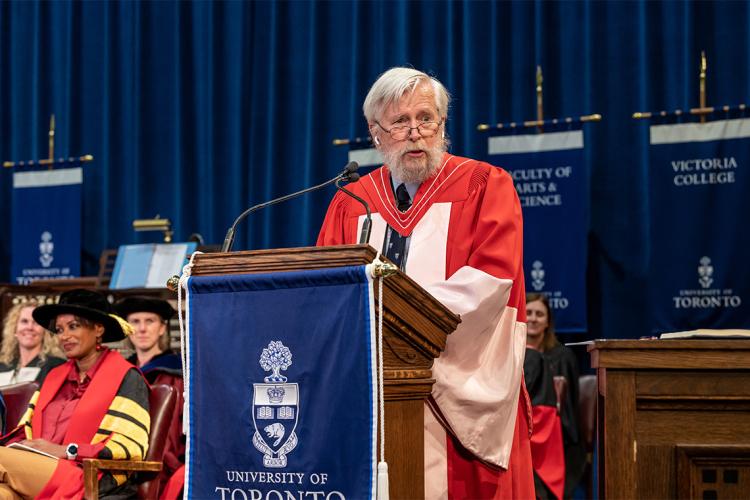 David Andrews at the podium during his honorary degree speech