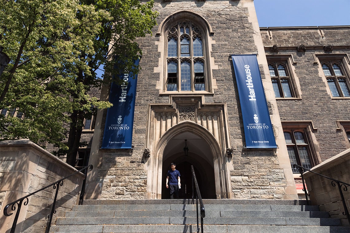 Five spots at U of T to take convocation photos with family and friends