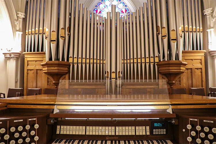 the organ at st michaels college
