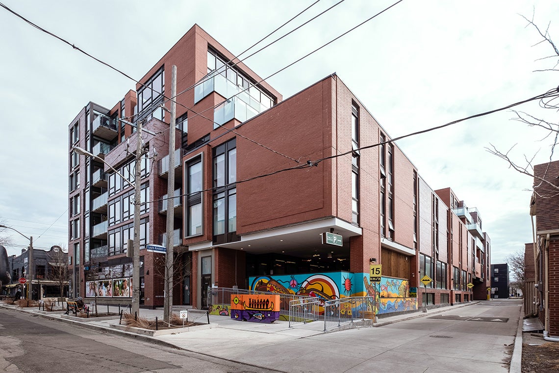 Mixed use building