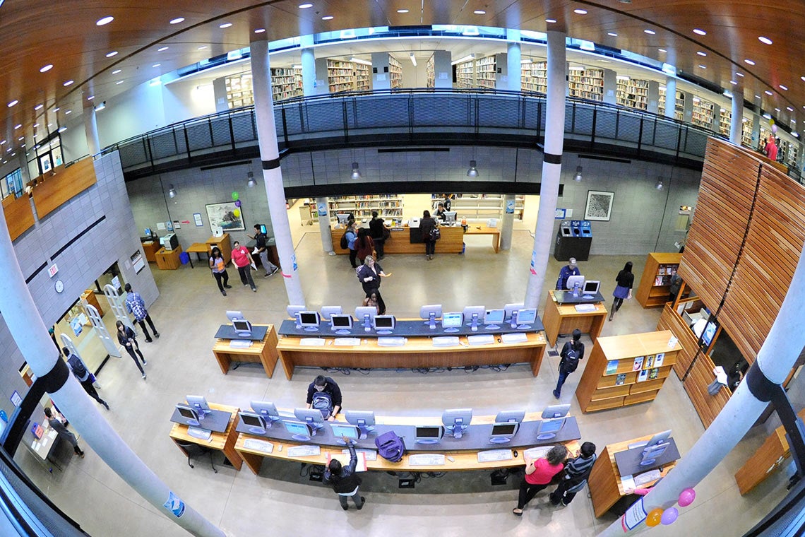 photo of UTSC library