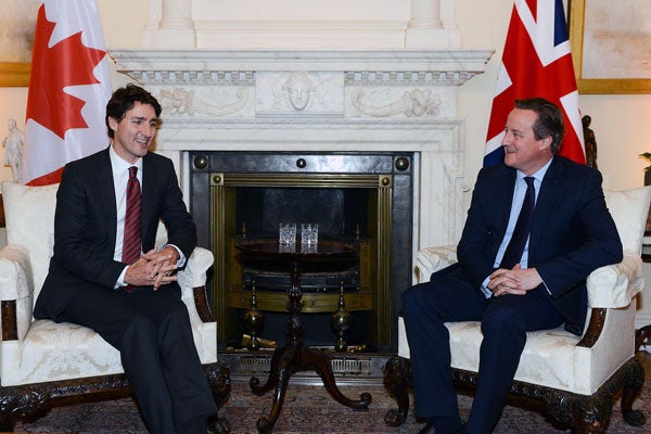 photo of Justin Trudeau meeting with British Prime Minister