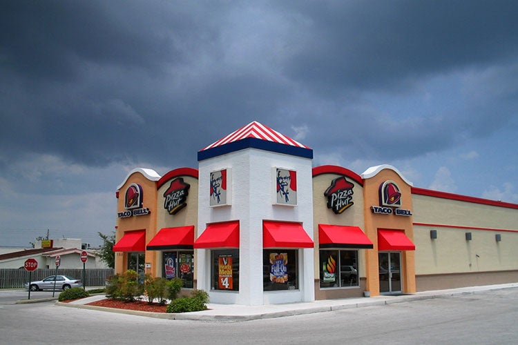 Photo of plaza with fast-food restaurants