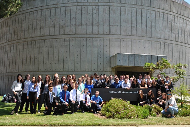 Group photo of aeromechanics interns in front of their NASA building