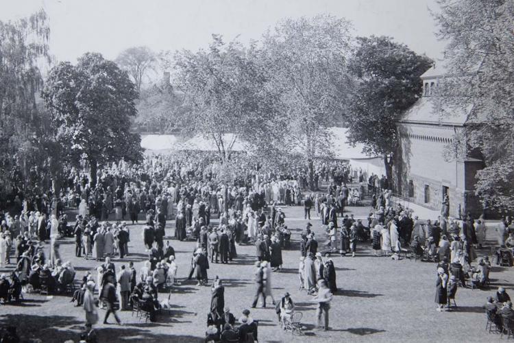 Archival photo of convocation at U of T