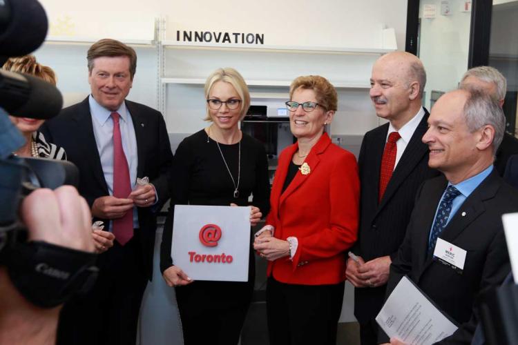 photo of President Gertler, Mayor Tory and premier Wynne at the JLABS opening