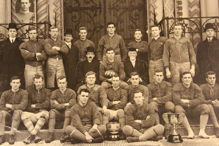 Photo of 1909 Varsity team