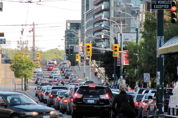 Photo of Toronto traffic on Spadina Avenue