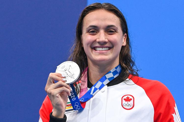 Kylie Masse holds her silver medal at the 2020 Tokyo Olympics