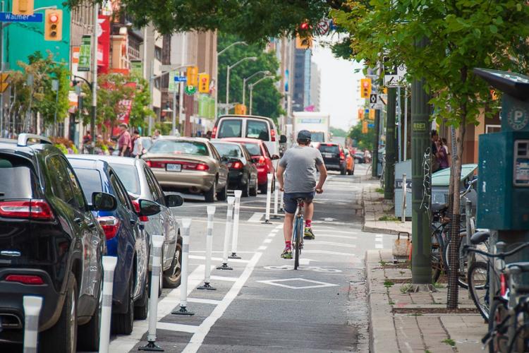 Bloor bike lanes