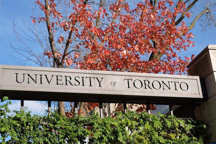 Photo of the University of Toronto sign on the St. George campus