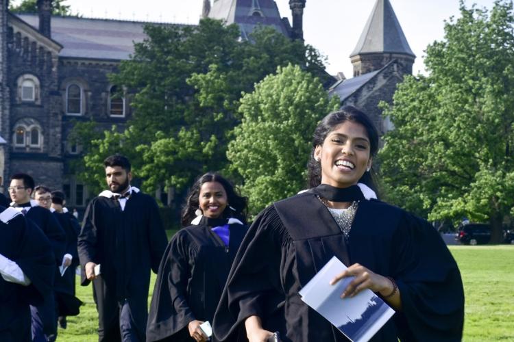 Graduates at Convocation 2016: A top-tier university like U of T reflects well on the entire system, says the HEQCO report (Ken Jones photo)