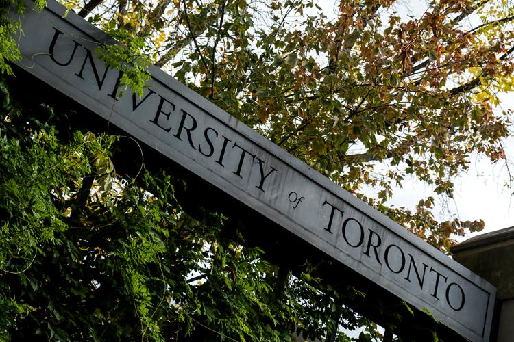 U of T sign