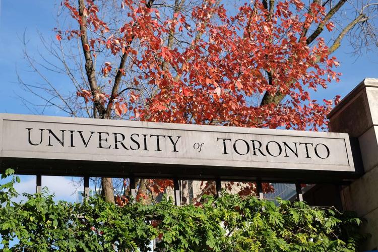 U of T sign