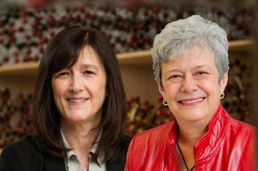 Photo of Linda Hutcheon and Barbara Sherwood Lollar