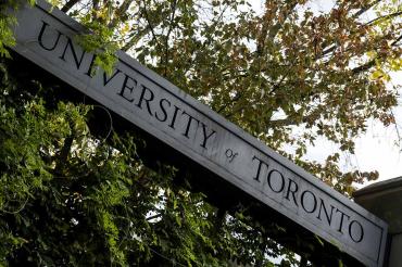 Photo of U of T sign