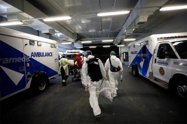 paramedics walking out of a Toronto ambulance bay