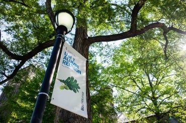 alumni reunion sign