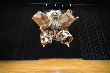 NAE, a theatrical and musical work created by U of T alumnus Kokichi Kusano 